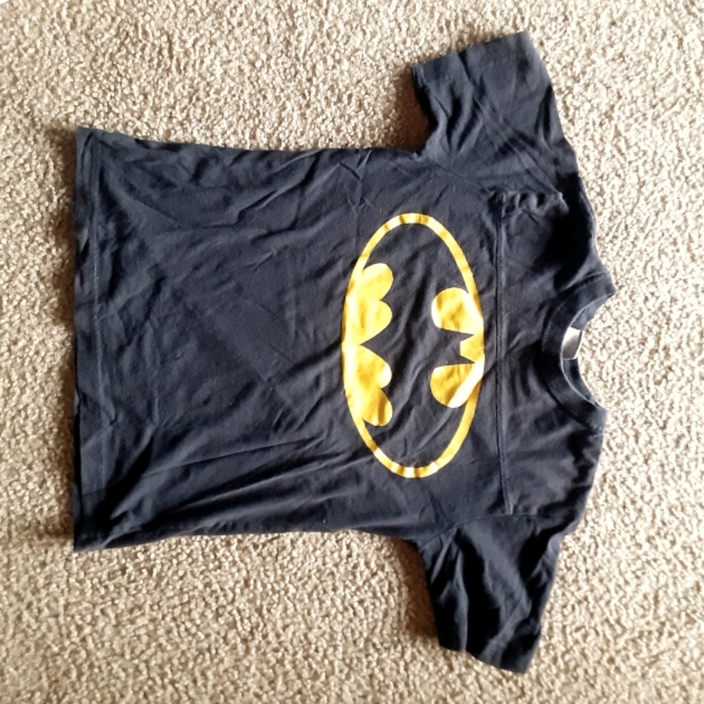 ⚡ Batman Boys size 7 Tee